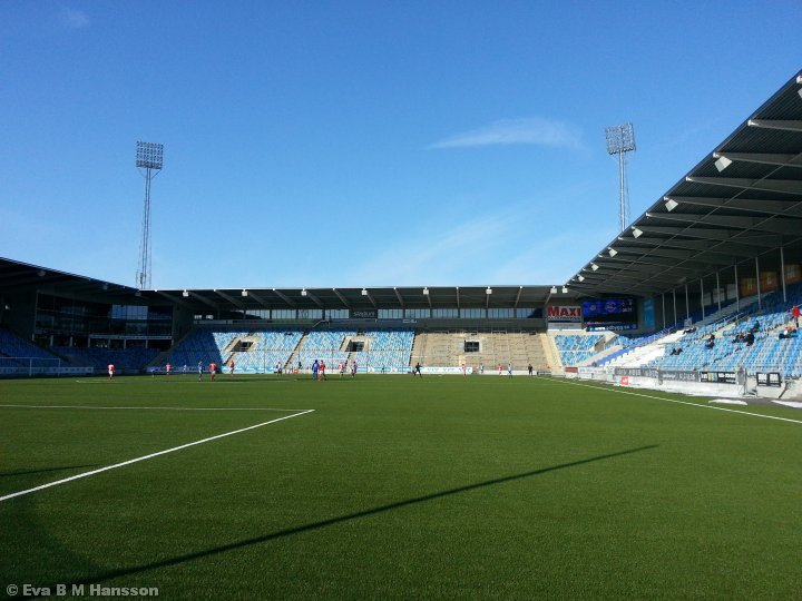 Träningsmatch mellan IK Sleipner och Eskilstuna City FK. Nya Parken, Norrköping, kl 14:35 den 23 mars 2013.